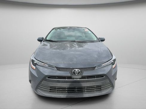 Used 2026 Toyota Corolla LE FWD image 3