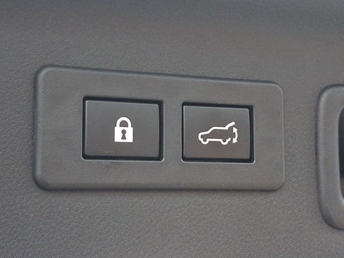 Used 2025 Subaru Forester Sport w/ Popular Package #2 image 30