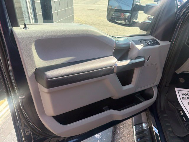 Used 2019 Ford F250 XLT w/ XLT Premium Package AWD/4WD image 15