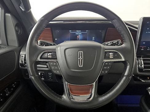 Certified 2024 Lincoln Navigator Reserve AWD/4WD image 21