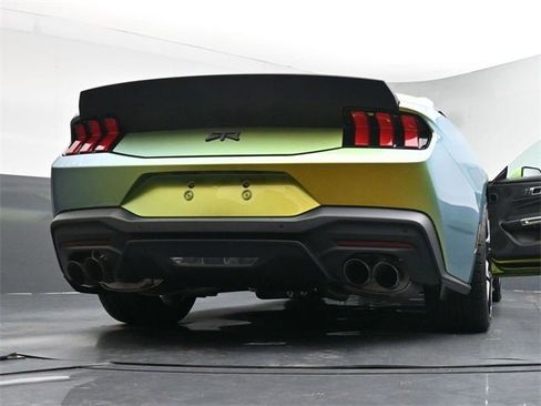 New 2025 Ford Mustang GT Premium w/ GT Performance Package image 39