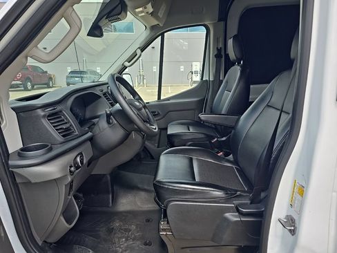 Used 2024 Ford Transit 250 148 Medium Roof w/ Load Area Protection Package RWD image 3
