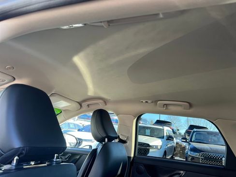 Used 2023 Lincoln Corsair AWD w/ Equipment Group 101A image 20