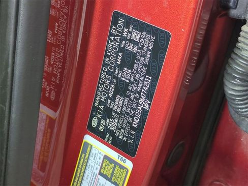 Used 2021 Kia Soul LX image 33