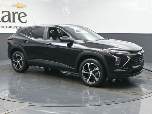 New 2026 Chevrolet Trax RS FWD image 6