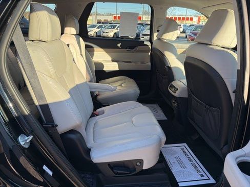 Used 2021 Hyundai Palisade SEL w/ Premium Package image 18