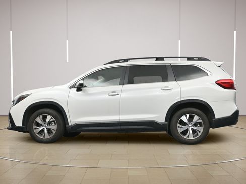 Used 2023 Subaru Ascent Premium w/ Convenience Package AWD/4WD image 28