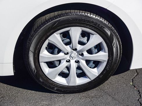 Certified 2023 Toyota Corolla LE image 9