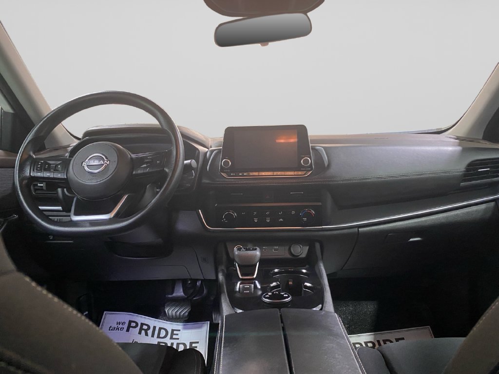 Used 2023 Nissan Rogue S AWD/4WD image 17
