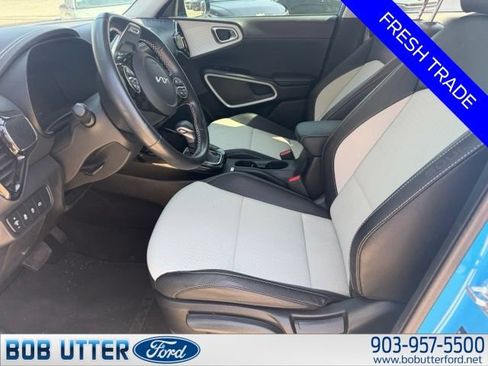 Used 2024 Kia Soul GT-Line FWD image 5