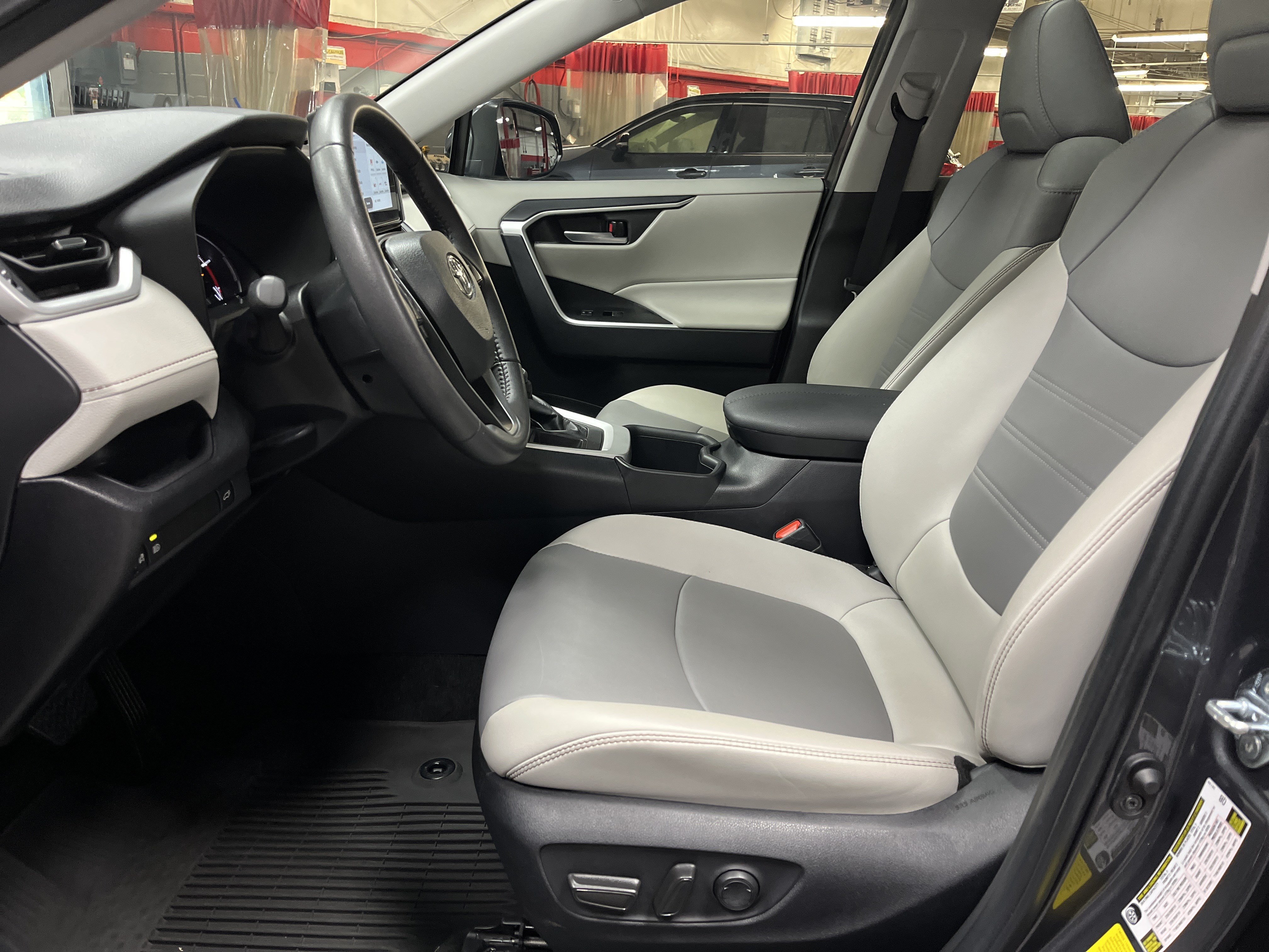 Certified 2025 Toyota RAV4 XLE Premium FWD image 16