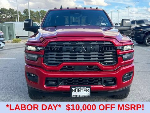 New 2026 RAM 3500 Big Horn AWD/4WD image 7