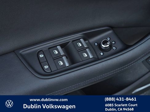 Used 2023 Audi Q7 3.0T Premium Plus image 11