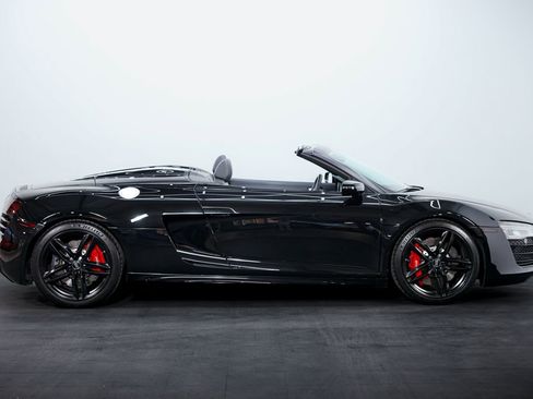 Used 2015 Audi R8 V10 w/ Full Leather Package image 9