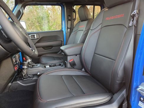 New 2026 Jeep Gladiator Rubicon w/ Safety Group image 10