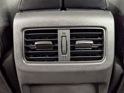 Used 2025 Nissan Rogue SV image 20