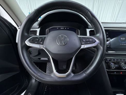 Used 2022 Volkswagen Atlas SE image 15