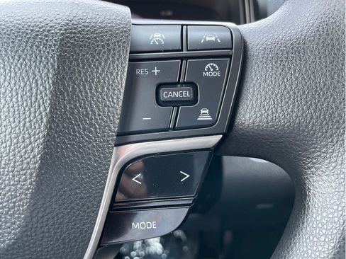 Used 2025 Toyota Camry LE w/ Convenience Package FWD image 24