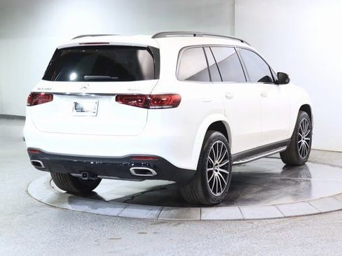 Used 2022 Mercedes-Benz GLS 580 GLS 580 image 15