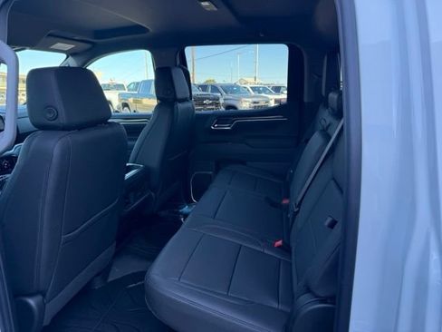 New 2026 Chevrolet Silverado 1500 RST w/ Redline Edition AWD/4WD image 14