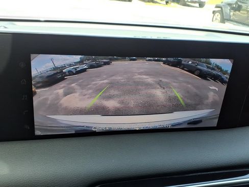 Used 2025 Nissan Armada SV RWD image 31