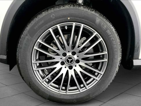 New 2026 Mercedes-Benz GLC 300 GLC 300 image 16