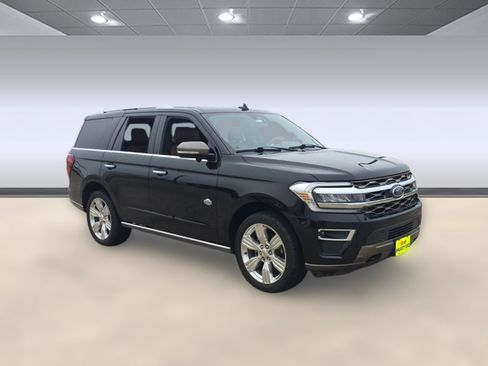 Used 2022 Ford Expedition King Ranch image 6