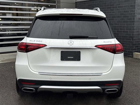 Used 2022 Mercedes-Benz GLE 350 4MATIC w/ Premium Package image 5