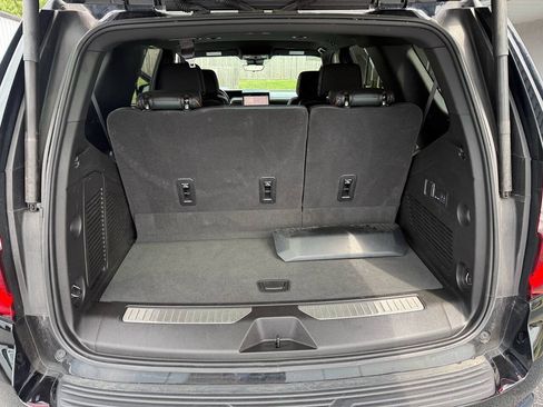 Used 2025 GMC Yukon AT4 w/ Premium Trailering Package AWD/4WD image 22