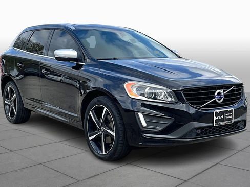 Used 2016 Volvo XC60 T6 R-Design image 2