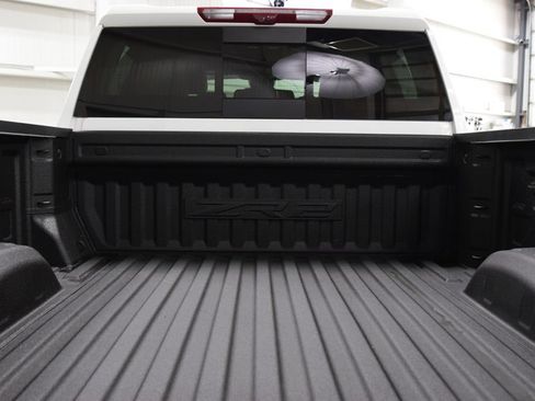 Used 2024 Chevrolet Silverado 2500 ZR2 w/ Technology Package AWD/4WD image 30