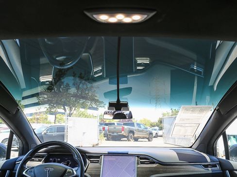 Used 2016 Tesla Model X 90D AWD/4WD image 14