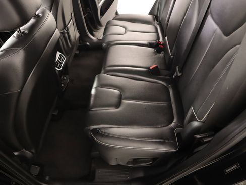 Used 2021 Hyundai Santa Fe SEL w/ Convenience + Premium Package image 13