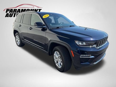 Used 2024 Jeep Grand Cherokee Limited w/ Luxury Tech Group II AWD/4WD image 3