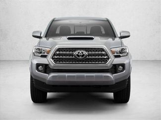 Used 2017 Toyota Tacoma TRD Sport w/ Tow Package (A/T) video 2