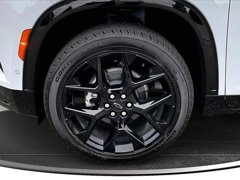 New 2026 Chevrolet Traverse RS w/ LPO, Floor Liner Package image 13