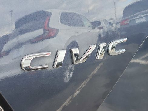 Certified 2018 Honda Civic EX image 29