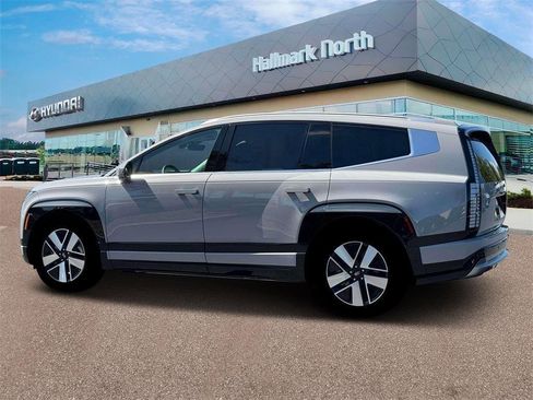 New 2026 Hyundai Ioniq 9 SEL image 4