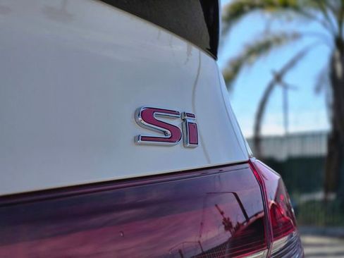 New 2026 Honda Civic Si image 11