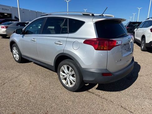 Used 2015 Toyota RAV4 Limited AWD/4WD image 4