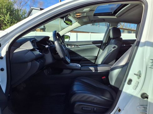 Used 2017 Honda Civic Touring image 20