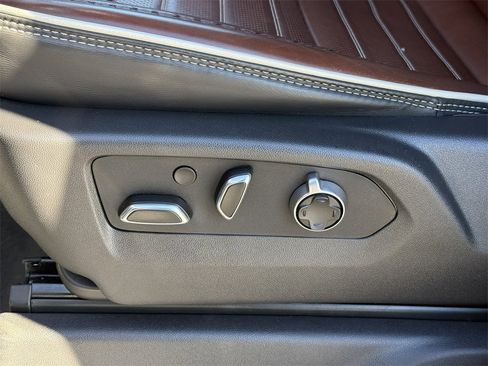 Certified 2025 GMC Sierra 1500 Denali Ultimate image 17