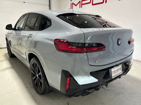 Used 2024 BMW X4 xDrive30i AWD/4WD image 5