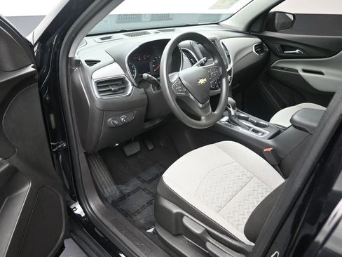 Used 2024 Chevrolet Equinox LS FWD image 11