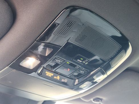 Used 2023 Lexus RX 350 Premium image 30