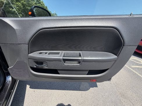 Used 2010 Dodge Challenger R/T RWD image 15