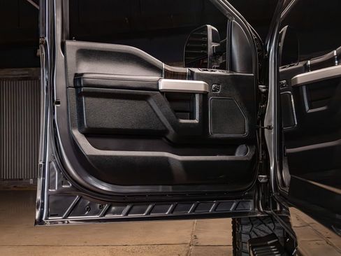Used 2020 Ford F250 Lariat AWD/4WD image 29