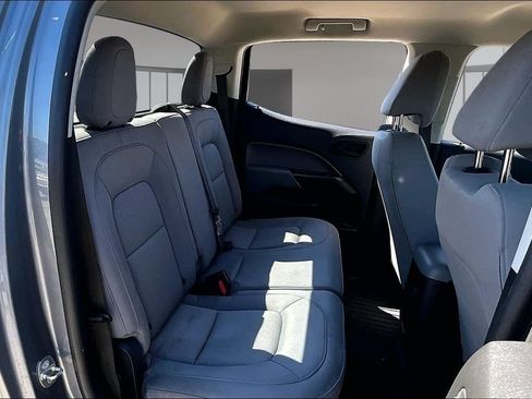 Used 2018 Chevrolet Colorado W/T RWD image 23