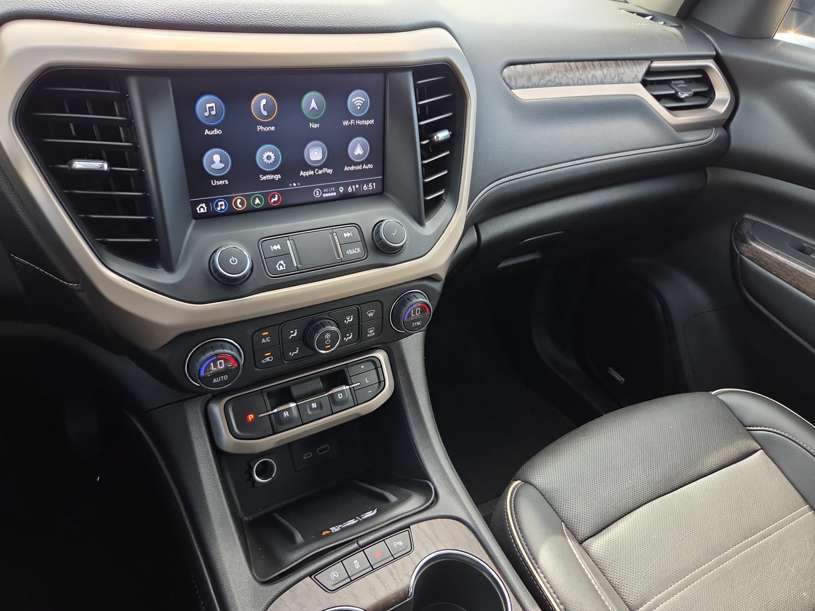 Used 2023 GMC Acadia Denali FWD image 13