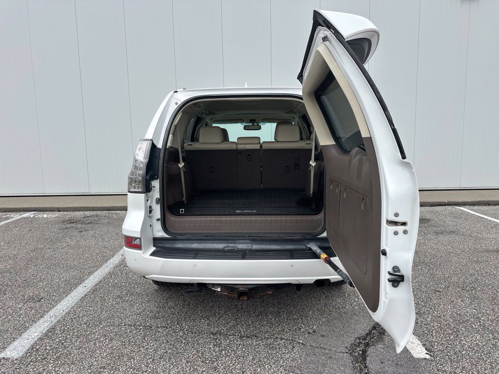 Used 2014 Lexus GX 460 Luxury AWD/4WD image 22